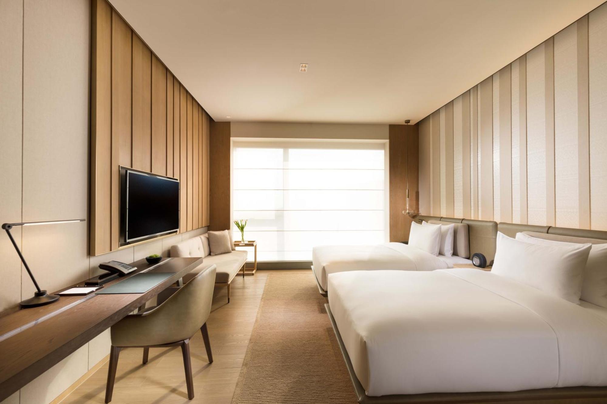 Joyze Hotel Xiamen, Curio Collection By Hilton Bagian luar foto