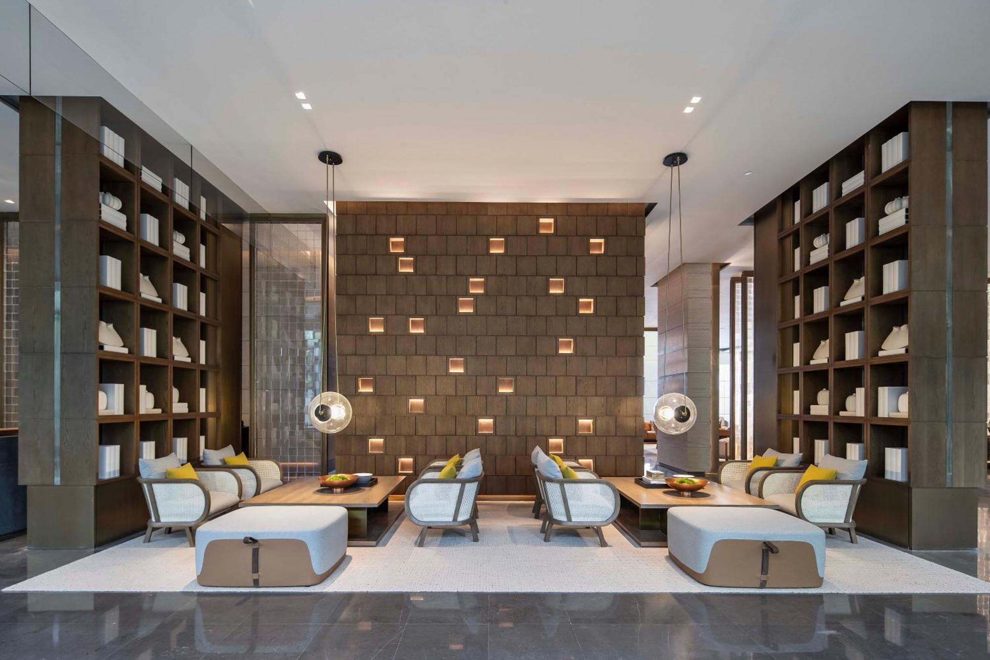 Joyze Hotel Xiamen, Curio Collection By Hilton Bagian luar foto