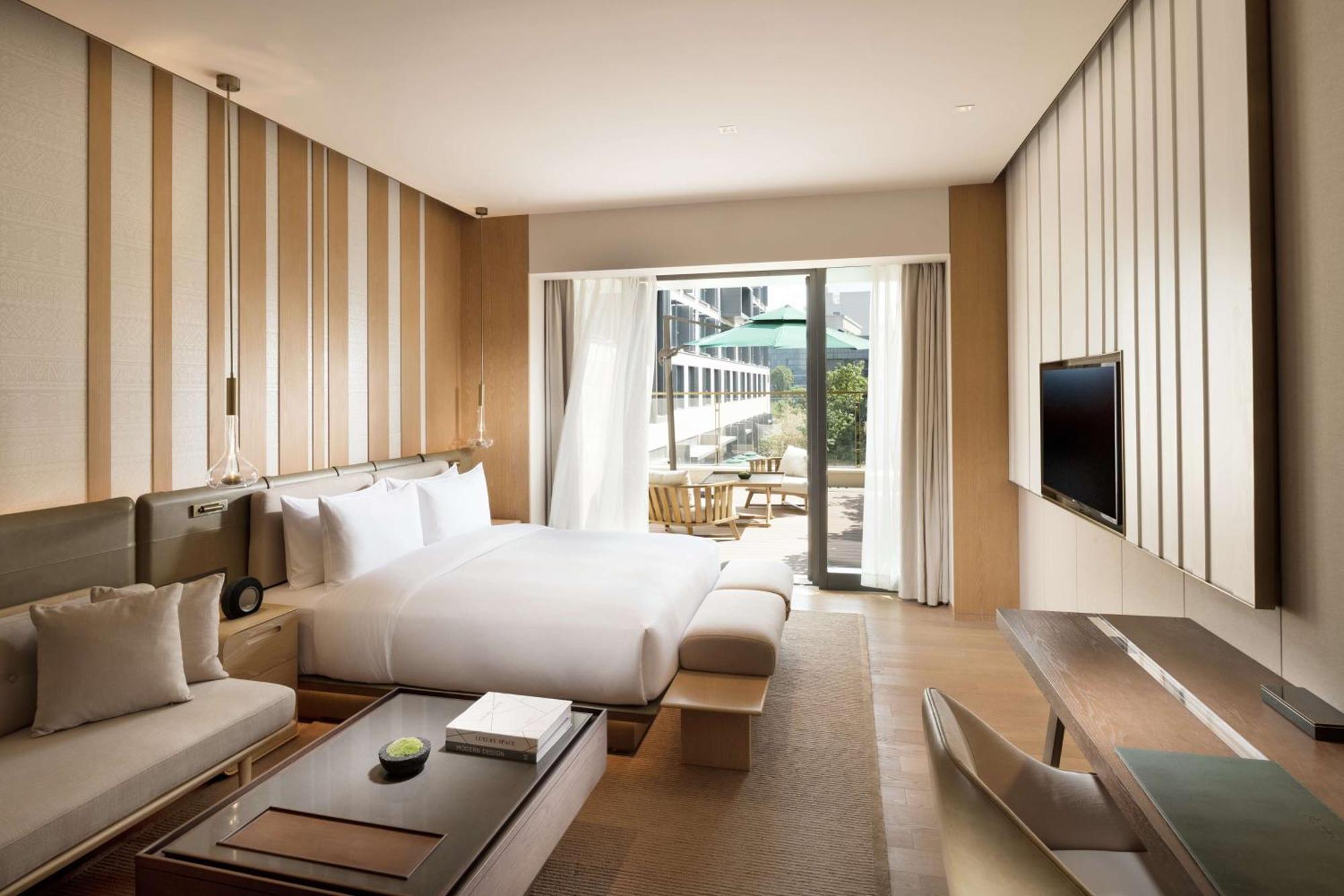 Joyze Hotel Xiamen, Curio Collection By Hilton Bagian luar foto