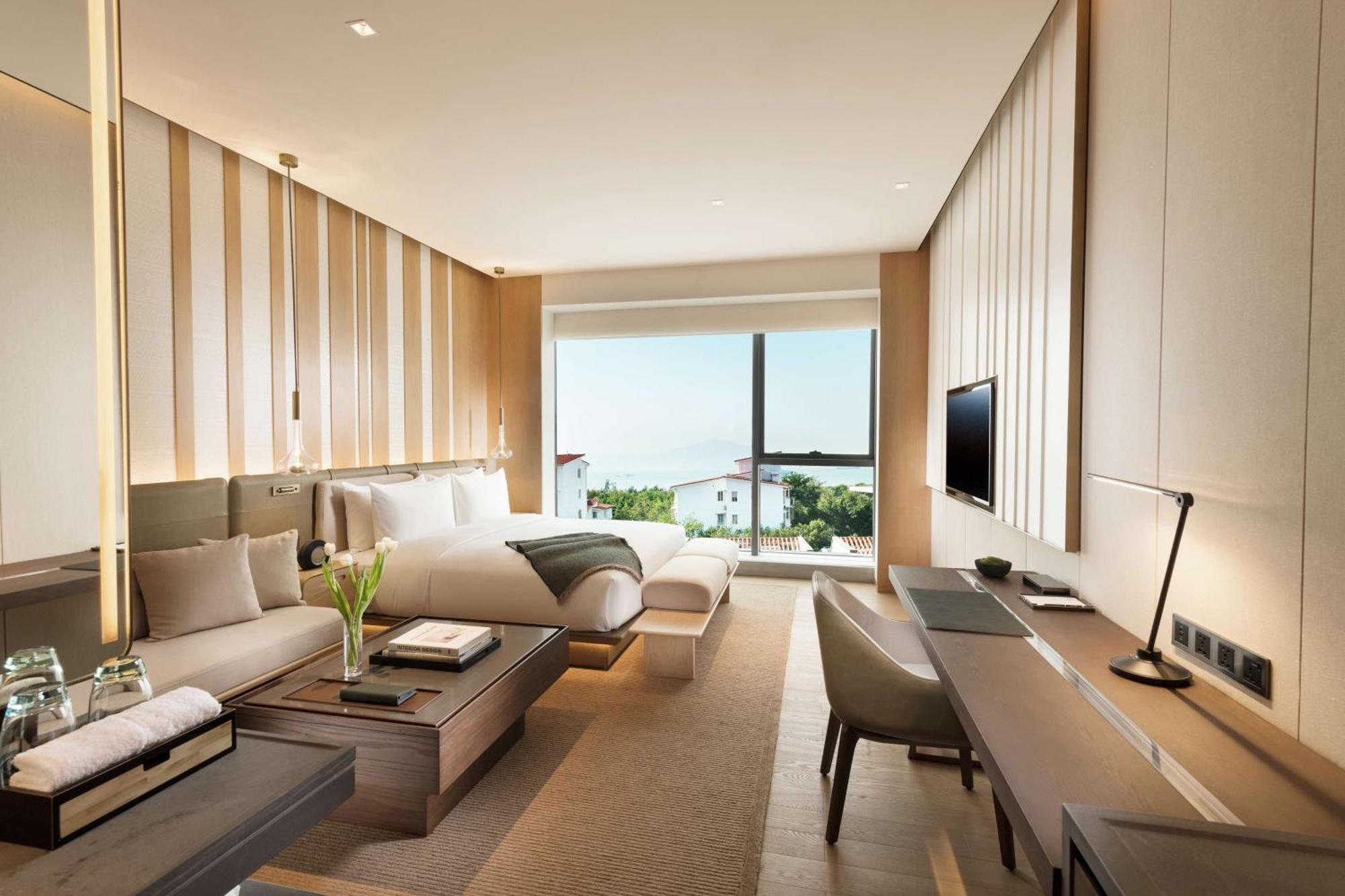 Joyze Hotel Xiamen, Curio Collection By Hilton Bagian luar foto