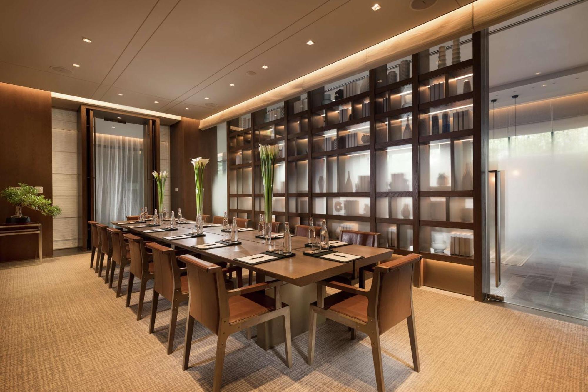 Joyze Hotel Xiamen, Curio Collection By Hilton Bagian luar foto